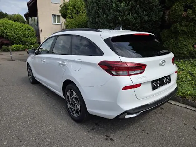 HYUNDAI i30 W 1.6 T-GDi AmpliaDCT