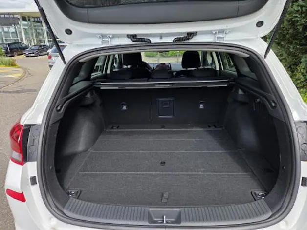 Hyundai i30 W 1.6 T-GDi AmpliaDCT