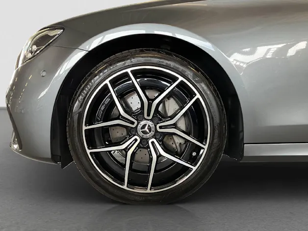 Mercedes-Benz E 220 d Swiss Star AMG Line