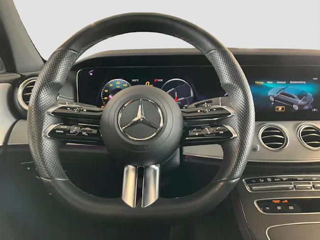 Mercedes-Benz E 220 d Swiss Star AMG Line