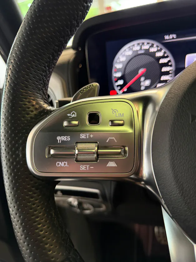 Mercedes-Benz G 63 AMG | CH | Erstbesitz | Massage | Multibeam | Designo Graphit | AMG Night | Widescreen | TV | AHK | EUR.1 Möglich |