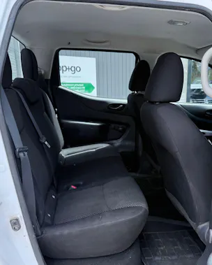 Nissan Navara Double Cab Visia 2.3 dCi 4WD