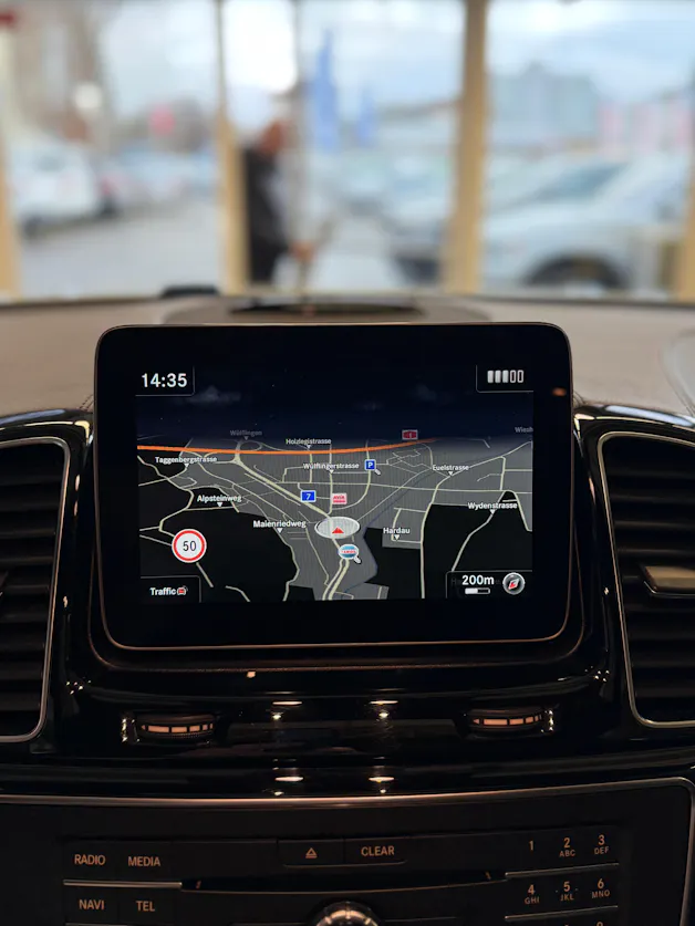 Mercedes-Benz GLE 350 d AMG Line Executive 4Matic 9G-Tronic | CH | Night | Panorama | Comand | AHK | Airmatic |