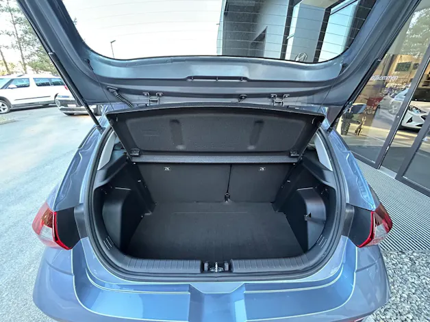 Hyundai i20 1.0 T-GDi Amplia DCT