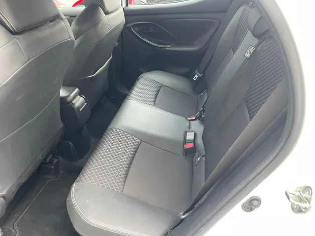 Mazda 2 Hybrid Select