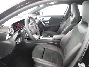 Mercedes-Benz A 220 4Matic 8G-DCT