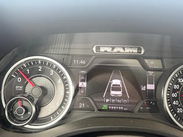 Dodge Ram Sport 1500 4x4 Hemi V8