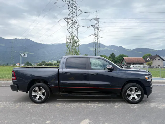 Dodge Ram Sport 1500 4x4 Hemi V8