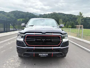 Dodge Ram Sport 1500 4x4 Hemi V8