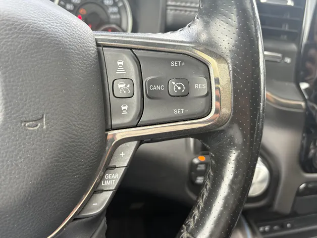 Dodge Ram Sport 1500 4x4 Hemi V8