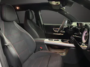 Mercedes-Benz GLB 220 4Matic 8G-Tronic