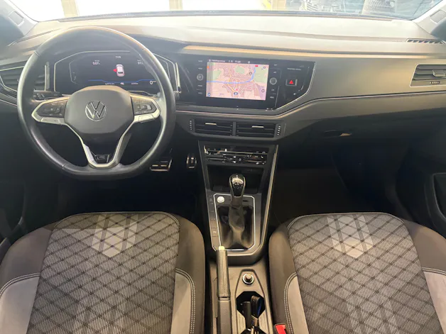 VW Polo 1.0 TSI R-Line DSG | CH | Adaptiver Tempomat ACC | Navi Discover Pro | Digital Cockpit Pro | Lane & Front Assist |