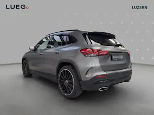Mercedes-Benz GLA 250 4Matic AMG Line 8G-DCT