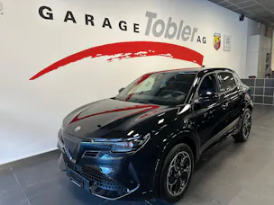 Alfa Romeo Junior 1.2 48V Hybrid Q4