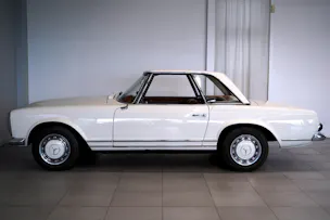 Mercedes-Benz 230 SL ROADSTER