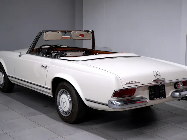 Mercedes-Benz 230 SL ROADSTER
