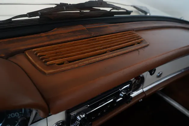 Mercedes-Benz 230 SL ROADSTER