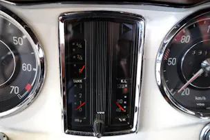 Mercedes-Benz 230 SL ROADSTER