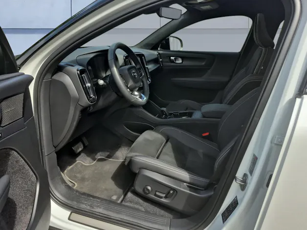 Volvo C40 Recharge Twin Ultimate AWD