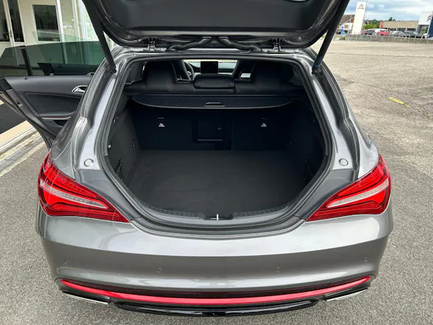 Mercedes-Benz CLA Shooting Brake 250 Sport 4Matic 7G-DCT