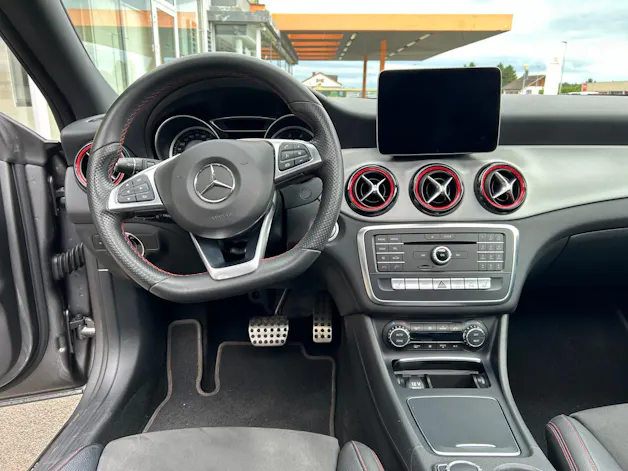 Mercedes-Benz CLA Shooting Brake 250 Sport 4Matic 7G-DCT