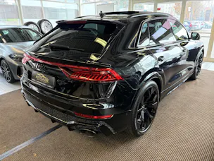 Audi RSQ8 | CH Swiss | Carbon | B&O | Keramik | DYNAMIKPAKET PLUS | AHK | Standheizung | NP: 230K! |