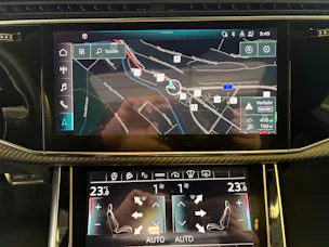Audi RSQ8 | CH Swiss | Carbon | B&O | Keramik | DYNAMIKPAKET PLUS | AHK | Standheizung | NP: 230K! |