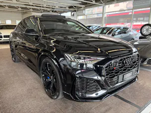 Audi RSQ8 | CH Swiss | Carbon | B&O | Keramik | DYNAMIKPAKET PLUS | AHK | Standheizung | NP: 230K! |
