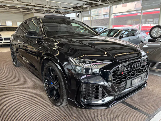 Audi RSQ8 | CH Swiss | Carbon | B&O | Keramik | DYNAMIKPAKET PLUS | AHK | Standheizung | NP: 230K! |
