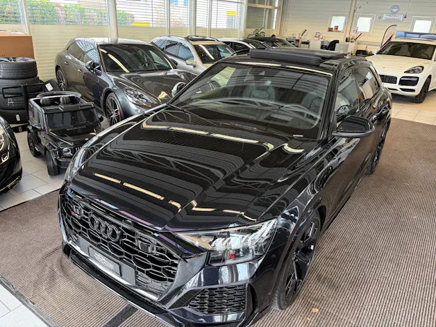 Audi RSQ8 | CH Swiss | Carbon | B&O | Keramik | DYNAMIKPAKET PLUS | AHK | Standheizung | NP: 230K! |