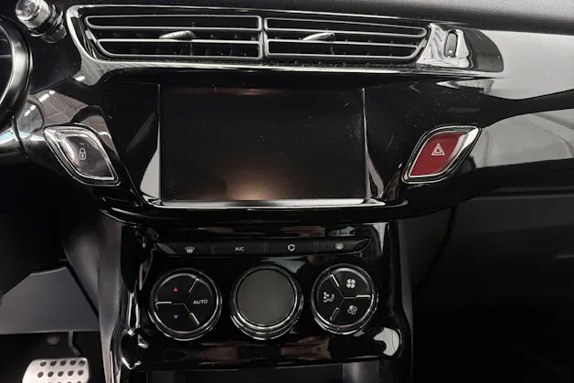 DS Automobiles AUTOMOBILES DS 3 1.2 PureTech SO Chic EAT