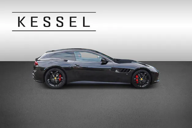 Ferrari GTC 4 Lusso T
