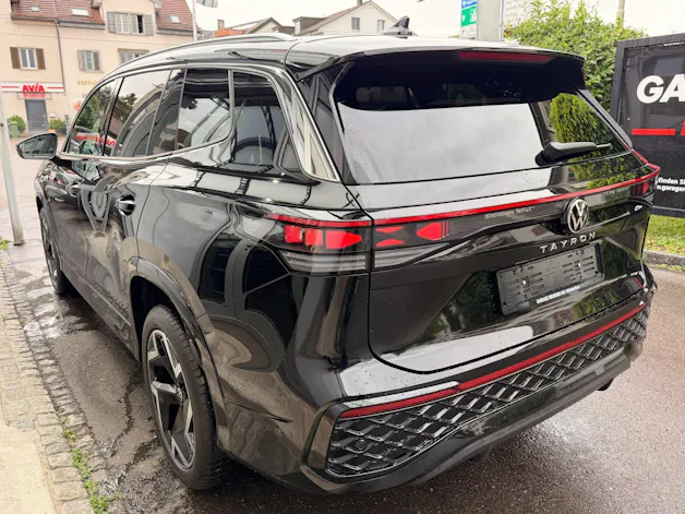 VW Tayron 2.0 TDI 193 PS 4MOTION R-LINE *** HEAD-UP DISPLAY & ANHÄNGERKUPPLUNG***