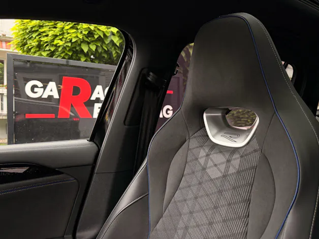 VW Tayron 2.0 TDI 193 PS 4MOTION R-LINE *** HEAD-UP DISPLAY & ANHÄNGERKUPPLUNG***