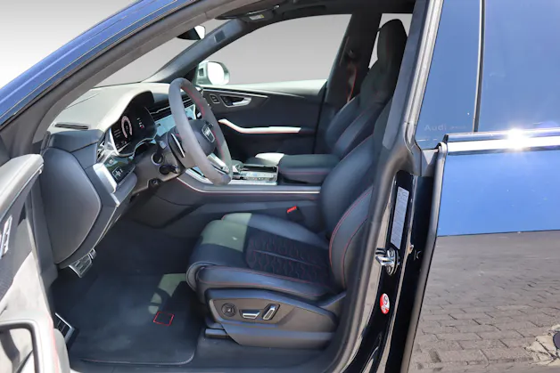 Audi RSQ8 performance quattro