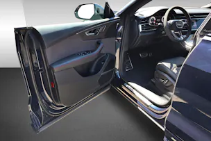 Audi RSQ8 performance quattro