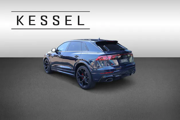 Audi RSQ8 performance quattro