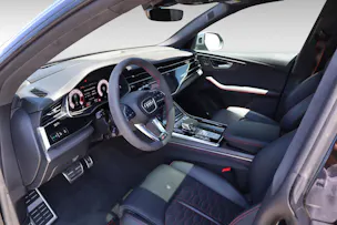Audi RSQ8 performance quattro