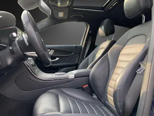 Mercedes-Benz GLC Cou. 300 de AMG Li 4M