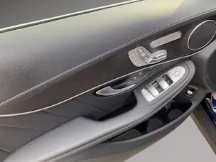 Mercedes-Benz GLC Cou. 300 de AMG Li 4M