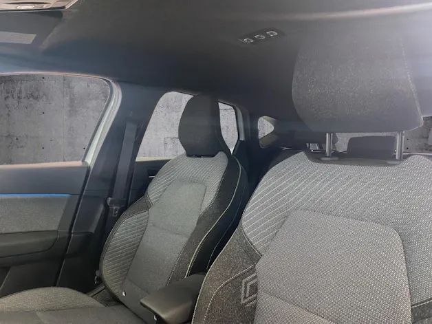 Renault Captur 1.6 E-Tech Techno