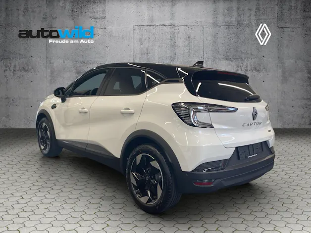 Renault Captur 1.6 E-Tech Techno