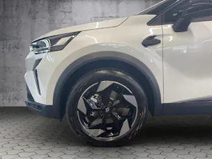Renault Captur 1.6 E-Tech Techno