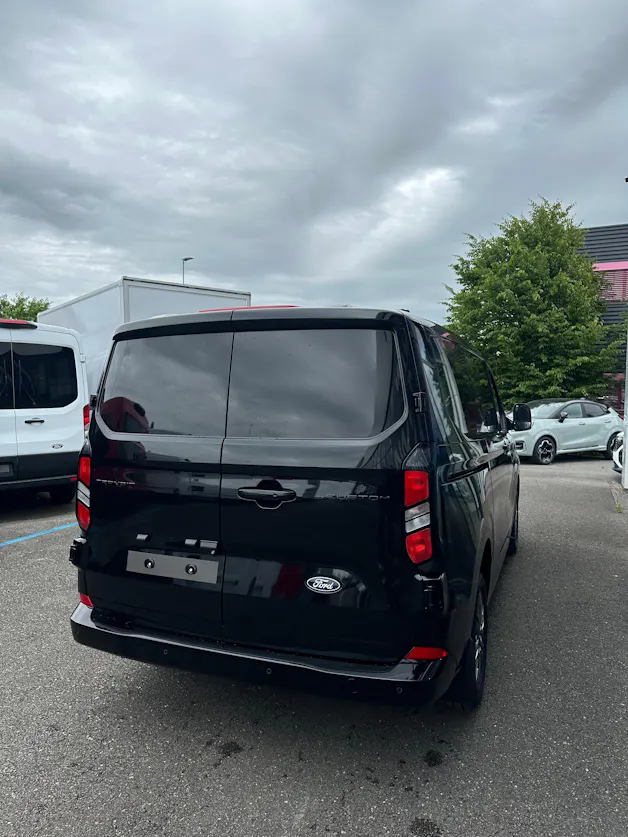 Ford Transit Custom Van 320 L1 2.0 EcoBl Ltd./170CV/Aut.