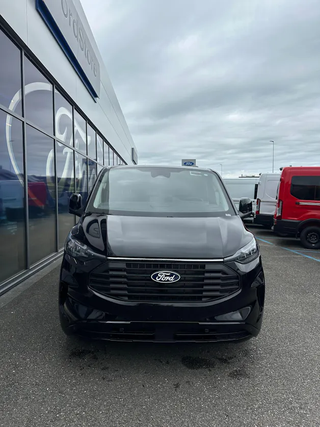 Ford Transit Custom Van 320 L1 2.0 EcoBl Ltd./170CV/Aut.