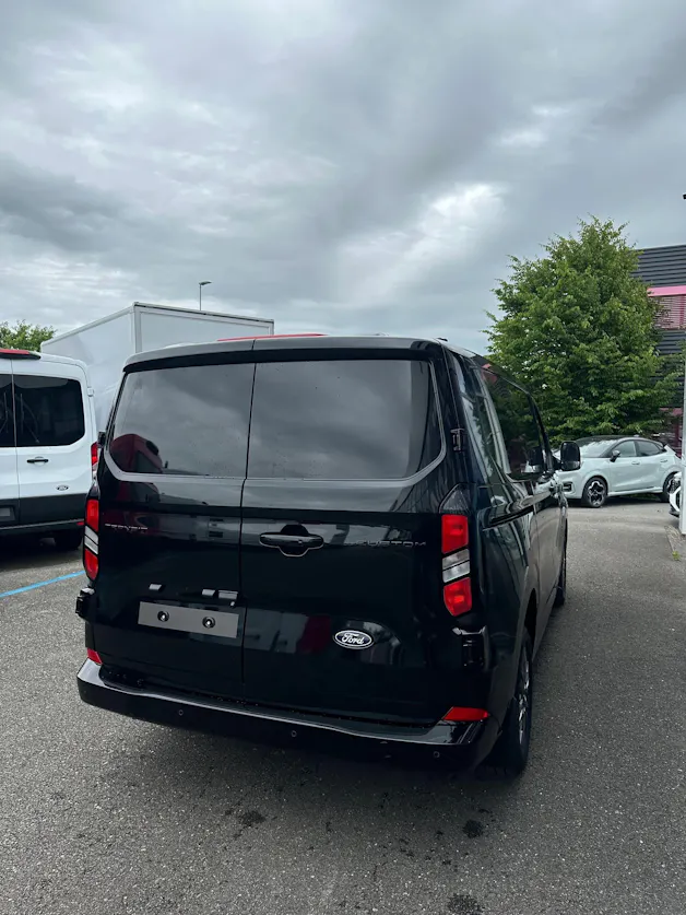 Ford Transit Custom Van 320 L1 2.0 EcoBl Ltd./170CV/Aut.