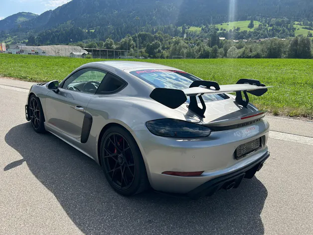 Porsche 718 Cayman GT4 RS PDK