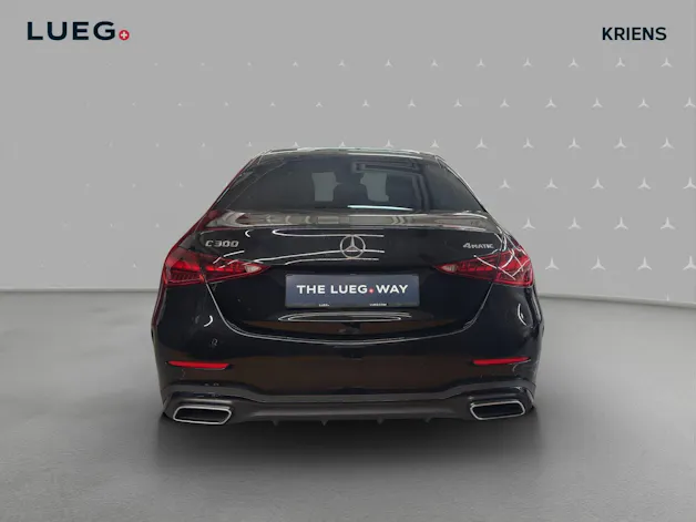 Mercedes-Benz C 300 4M - AMG / DISTRONIC / 360 Grad Kamera / Panorama-Dach