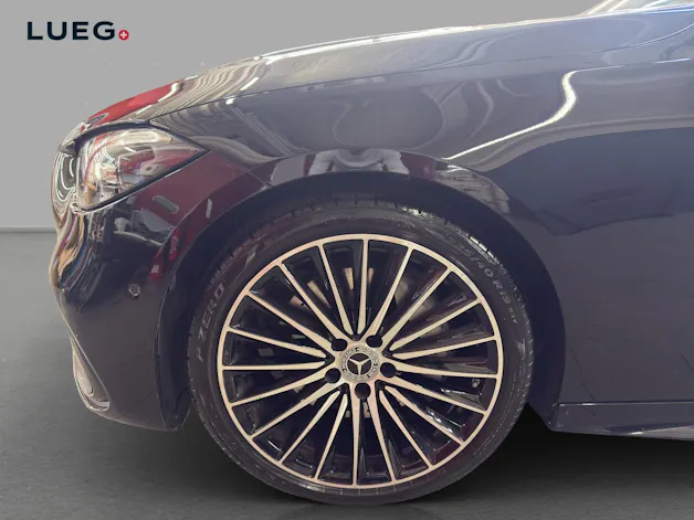 Mercedes-Benz C 300 4M - AMG / DISTRONIC / 360 Grad Kamera / Panorama-Dach