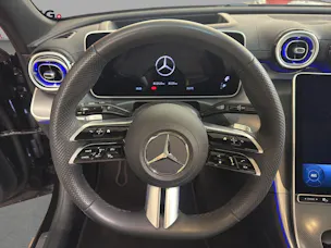 Mercedes-Benz C 300 4M - AMG / DISTRONIC / 360 Grad Kamera / Panorama-Dach
